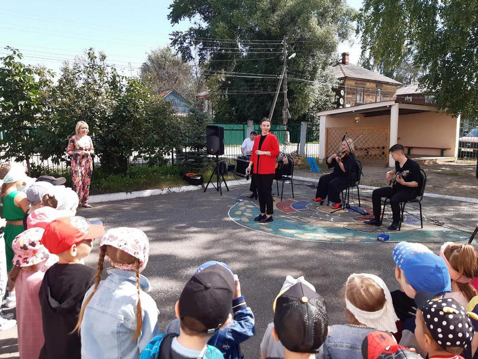 Музыкально-развлекательная программа для воспитанников детского сада № 147 Музыкально-развлекательная программа для воспитанников детского сада № 147